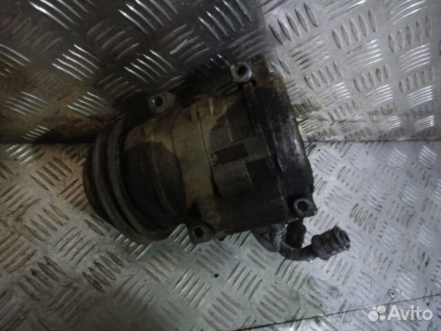 Компрессор кондиционера Pajero (00-06) на запчасти