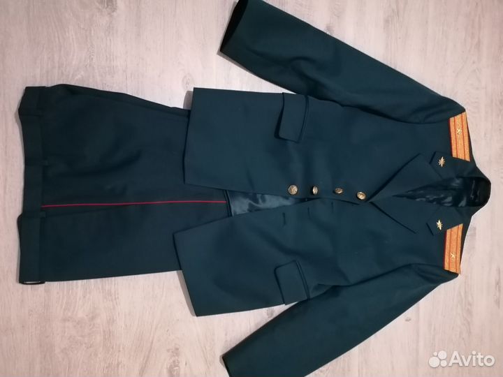 Парадная военная форма