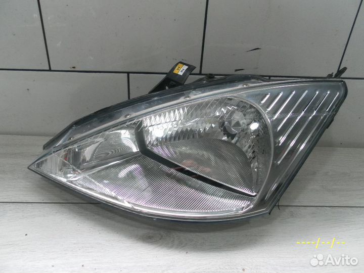 Фара передняя левая Форд Фокус 1 Ford Focus 1