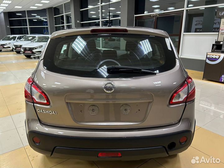 Nissan Qashqai 1.6 CVT, 2013, 226 000 км