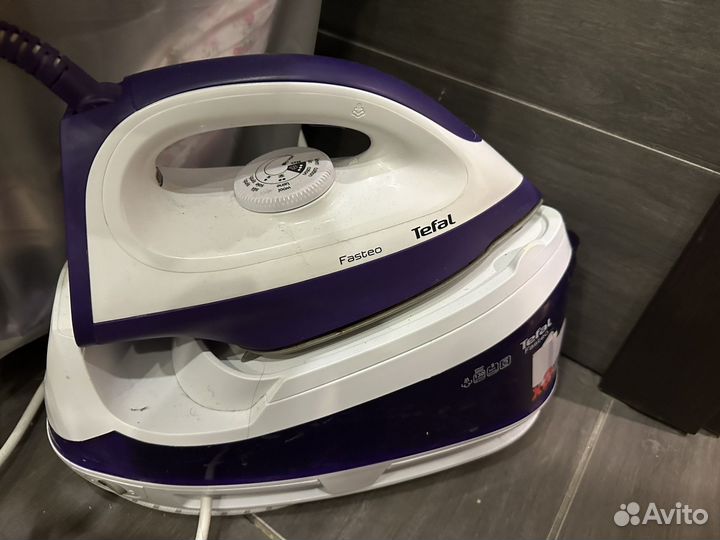 Утюг Tefal паровой