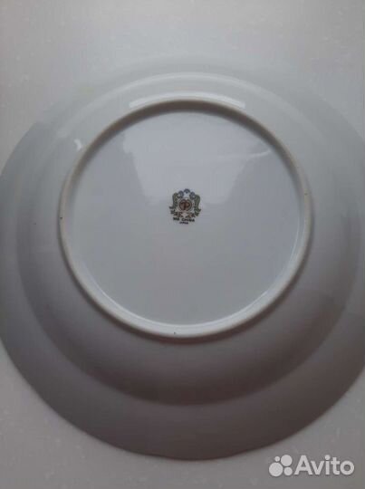 Фарфоровые тарелки из Японии