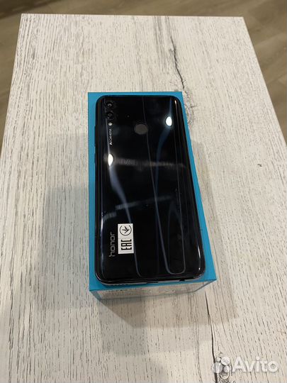 HONOR 10 Lite, 3/64 ГБ