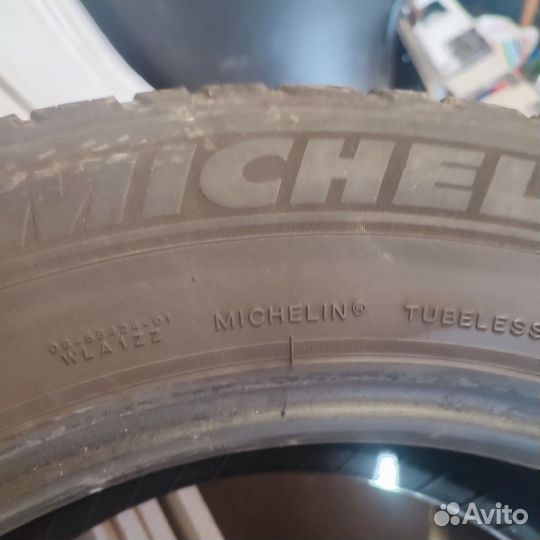 Michelin X Radial 235/65 R18 104S