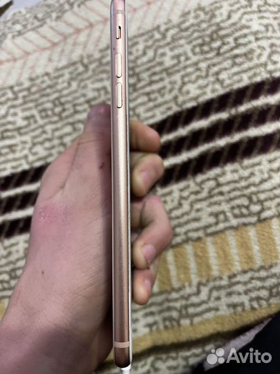 iPhone 8 Plus, 64 ГБ