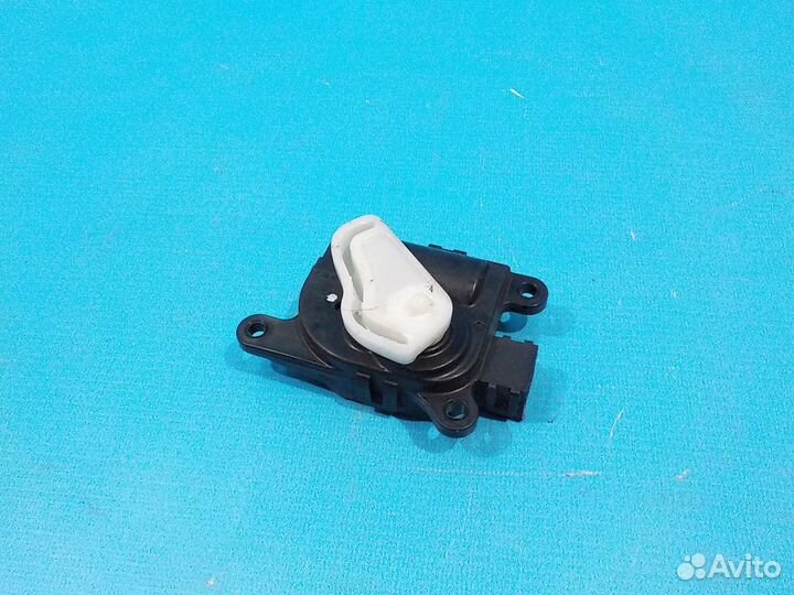 Моторчик заслонки отопителя Hyundai Starex H1 - Gr