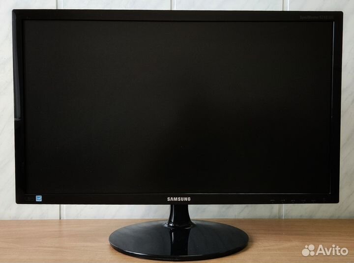 LCD монитор Samsung S24B300B 24 дюйма