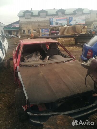 Запчасти б/у Skoda Octavia лифтбек 1.4 16V BCA