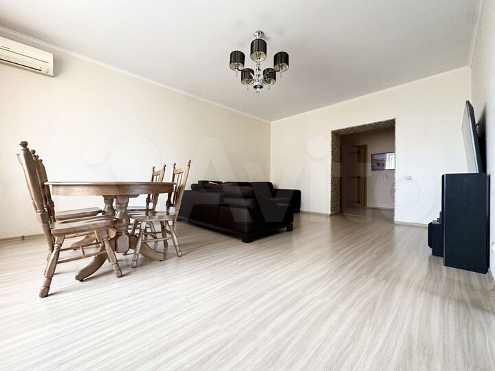 3-к. квартира, 99,4 м², 8/16 эт.