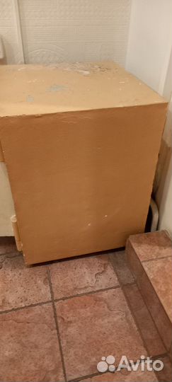 Сейф металлический