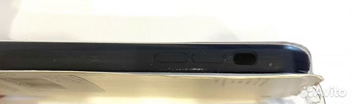 Чехол оригинальный силиконовый на iPhone 11