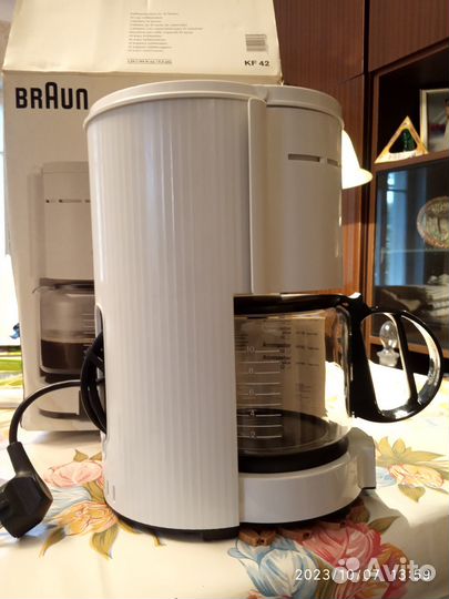 Кофеварка Braun KF 42, на 10 чашек
