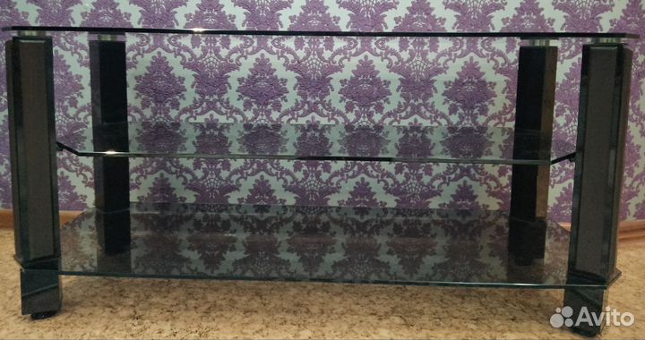 Продам тв тумбу