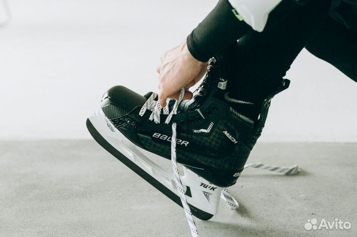 Хоккейные коньки bauer