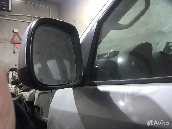 Зеркало левое Volkswagen Amarok cdba 2л МКПП