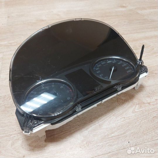 Приборная панель Mitsubishi Outlander 3 2012-2015