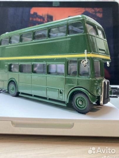 Масштабная модель автобуса