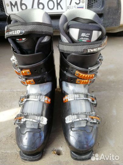 Горнолыжные ботинки