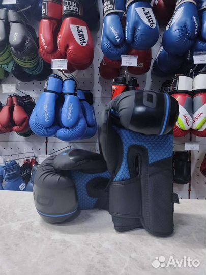 Боксёрские перчатки Boybo BSeries (8/10/12/14 OZ)