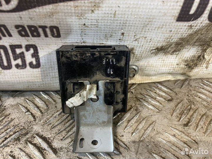 Усилитель антенны Toyota Corolla