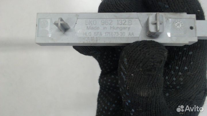 Антенна Volkswagen Tiguan, 2019