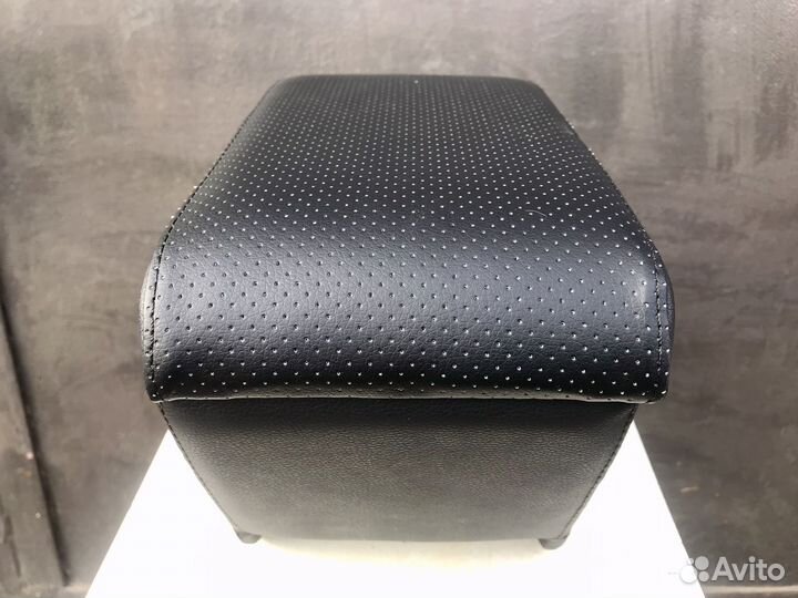 Пдлокотник Chevrolet Aveo 2012, Opel Astra J