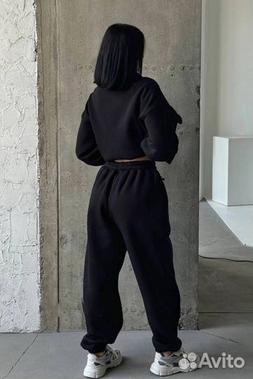 Костюм яркий