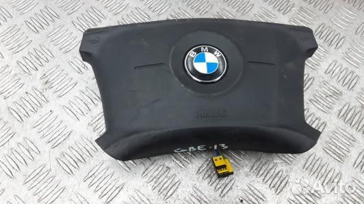 Подушка безопасности водителя BMW 3 E46 (GBE13J301