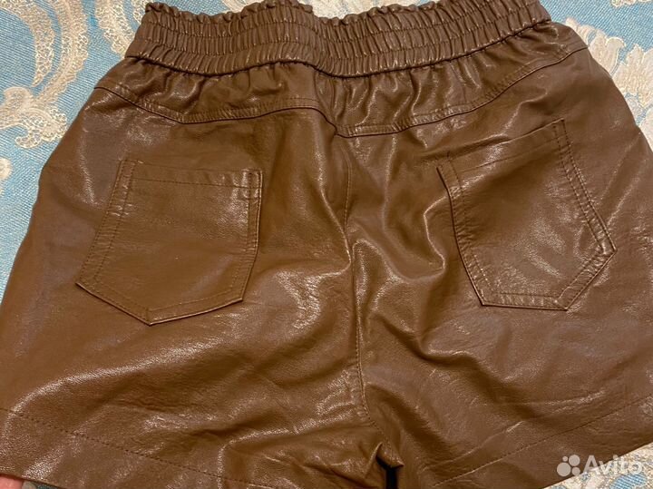 Шорты женские