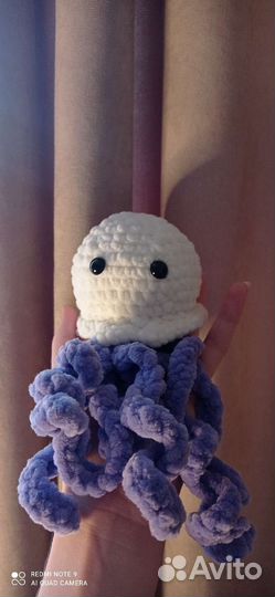 Вязаная медузка