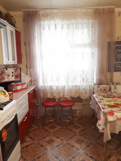 4-к. квартира, 81 м², 1/5 эт.