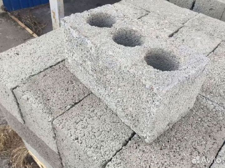 Блоки керамзитобетонные 20