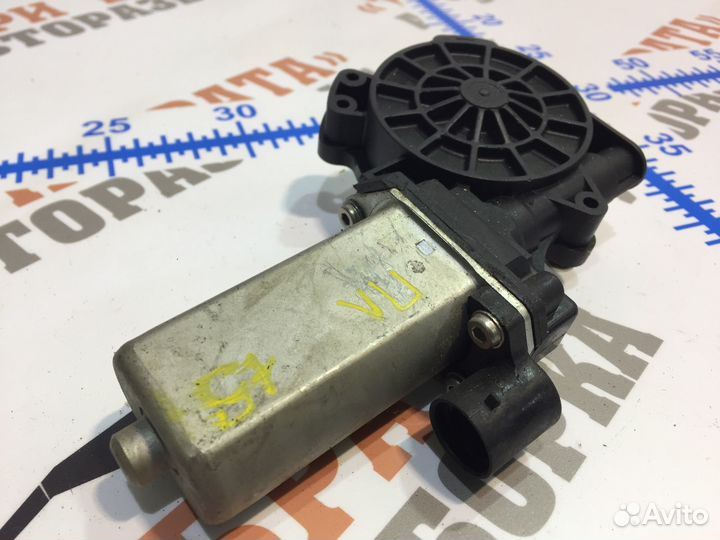 Рено Моторчик стеклоподъемника передний левый Лев