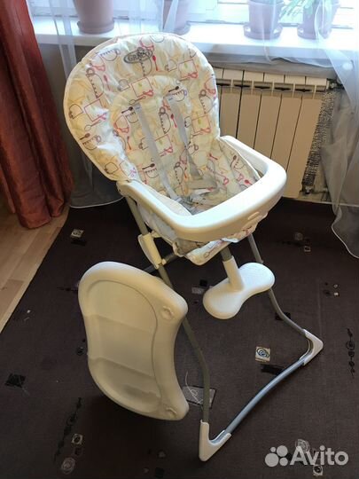 Стульчик для кормления Graco Tea Time