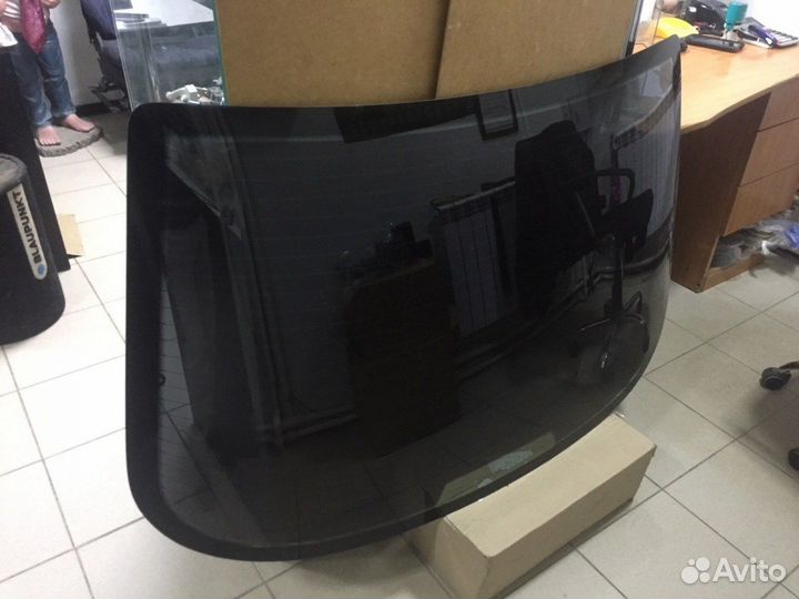 Стекло заднее заднее Mercedes Benz E Class W210