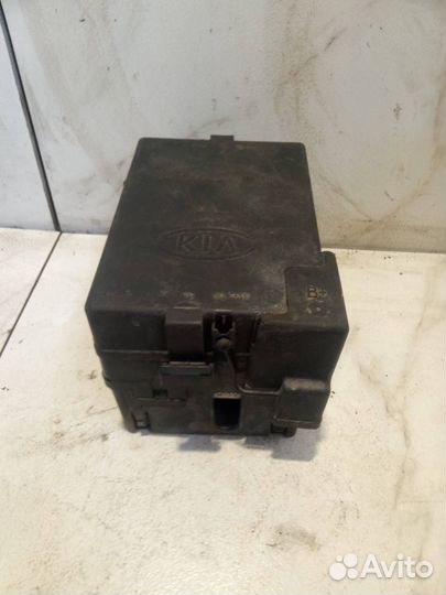 Блок предохранителей Hyundai-Kia Spectra (2рест)