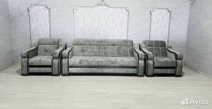 Диван в офис