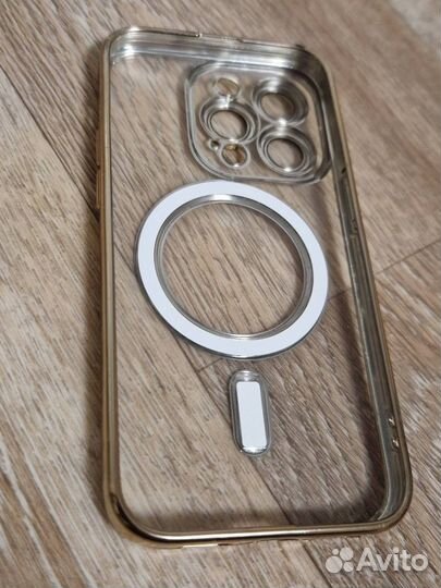 Чехлы на телефон iPhone 14 pro