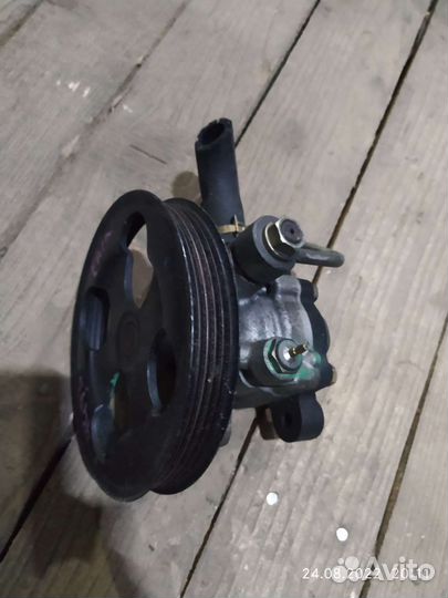 Насос гидроусилителя гур Митсубиси галант 8