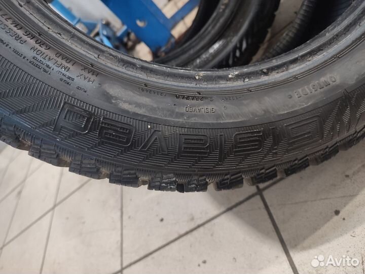Gislaved Nord Frost 200 205/55 R16