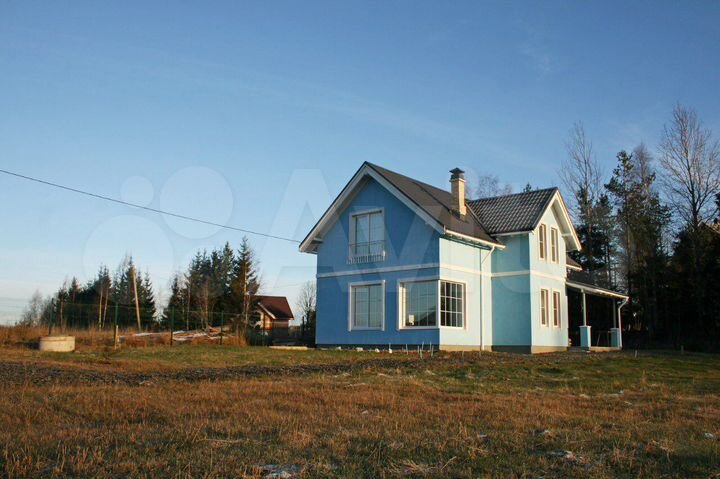 Коттедж 140 м² на участке 10 сот.