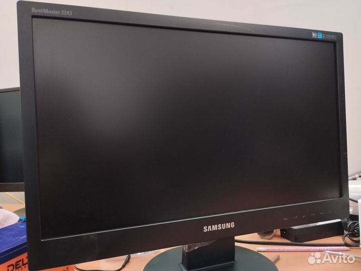 Монитор Samsung 2243SN