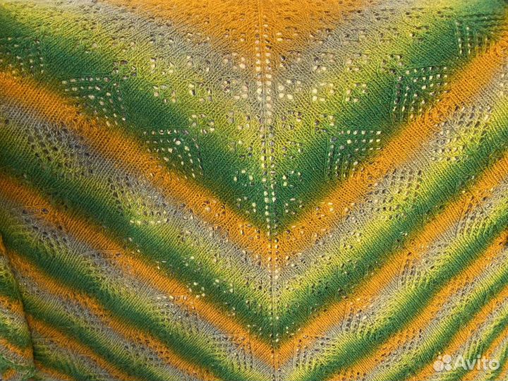 Шаль из пряжи Дундага