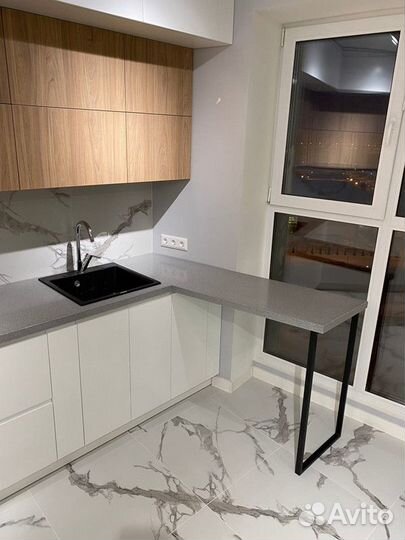 Кухонный гарнитур в современном стиле