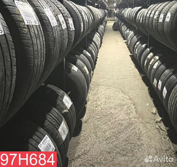 Bridgestone Blizzak Revo GZ 215/55 R17 99Y