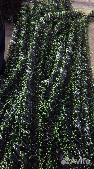 Цветы, ёлка, ёрш ритуальный