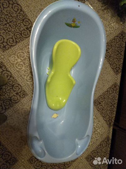 Ванночка для купания новорожденного