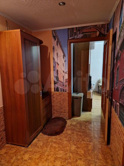2-к. квартира, 40 м², 1/5 эт.