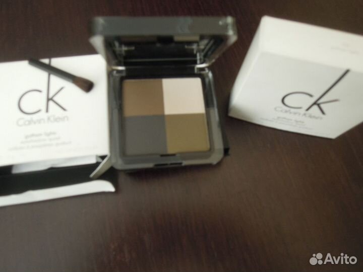 Тени новые в упаковке, фирма