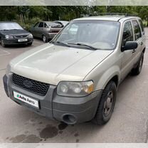 Ford Escape 2.3 AT, 2004, 320 000 км, с пробегом, цена 600 000 руб.